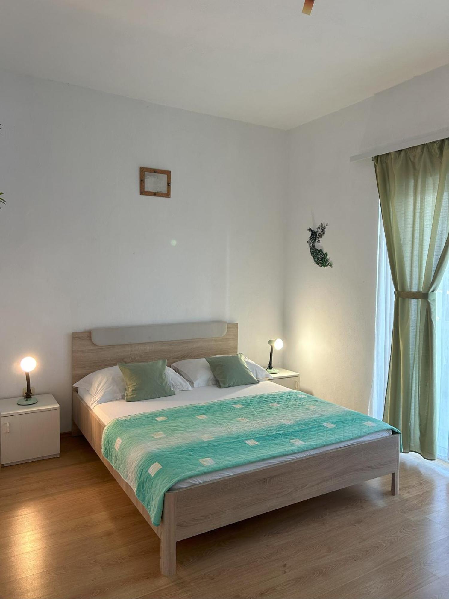 Apartments Valjan Trogir Exterior foto